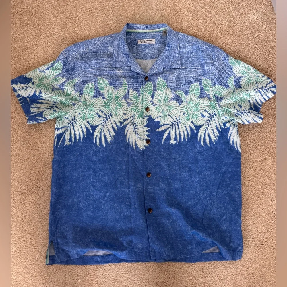 Tommy Bahama Men’s Hawaiian/Beach Shirt - Picture 1 of 7